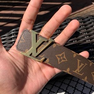 Louis Vuitton Initiales Belt Ref. M9608